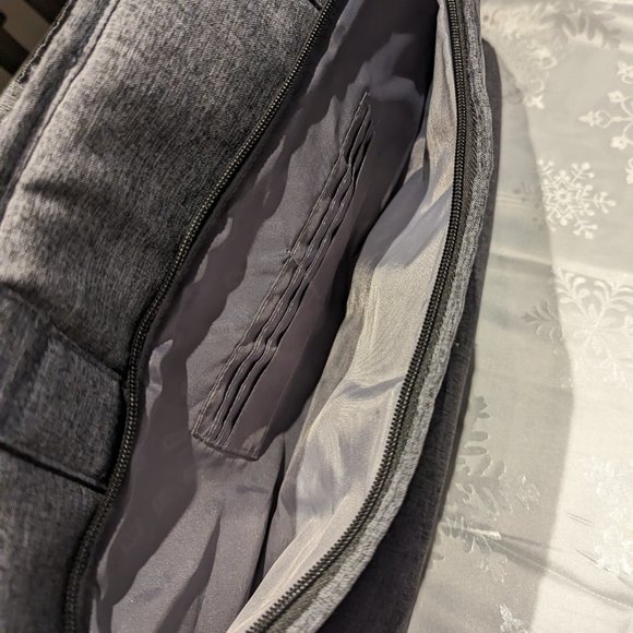 Gray Large Lug Airbus Weekender Bag - Picture 5 of 10